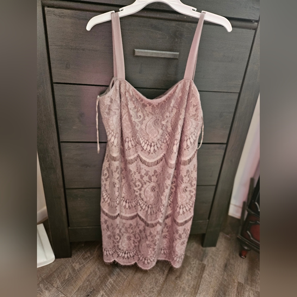 Pretty lace dress